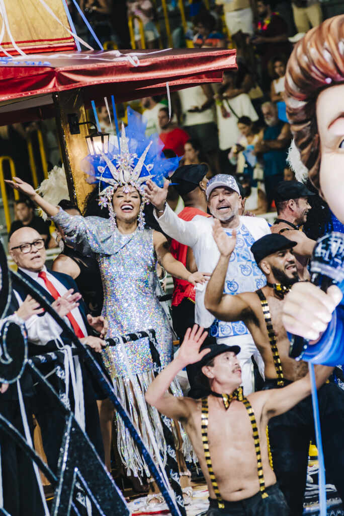Desfile da Nenê de Vila Matilde - Simone Sampaio e Alvaro Aoas Créditos: PRIDIA