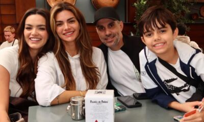 Mico Freitas e Kelly Key com a família (Reprodução: Instagram/@micofreitas)