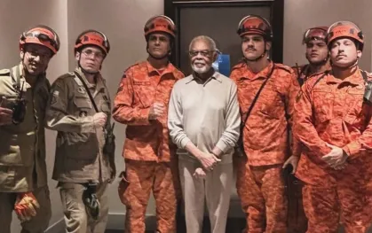 Gilberto Gil e Bombeiros - Foto Reprodução Instagram
