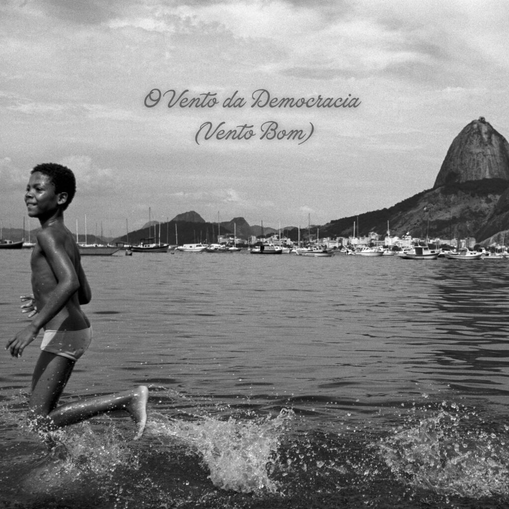 O Vento da Democracia (Vento Bom) Foto- Bob Wolfenson