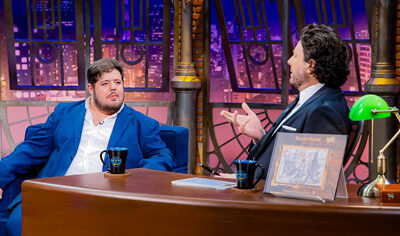 Giovanni Bocchi no The Noite - Fotos: Lourival Ribeiro/SBT e Divulgação/SBT